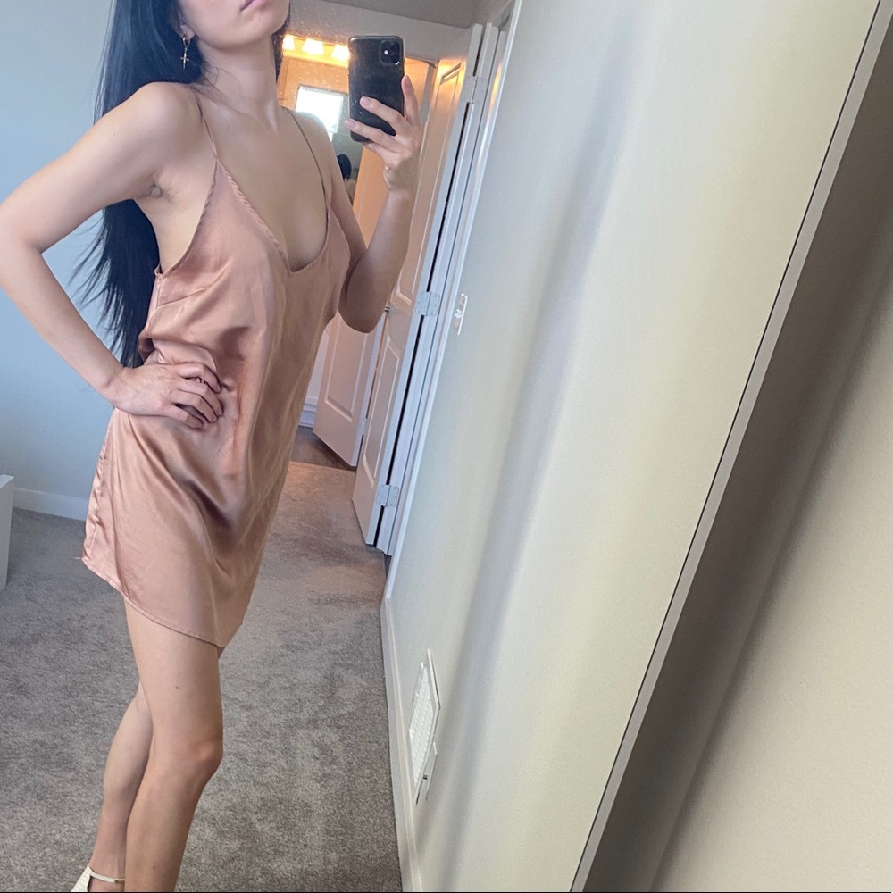 Carli Bybel x Misguided Rose Gold Slip Dress US 4 - Picture 2 of 9